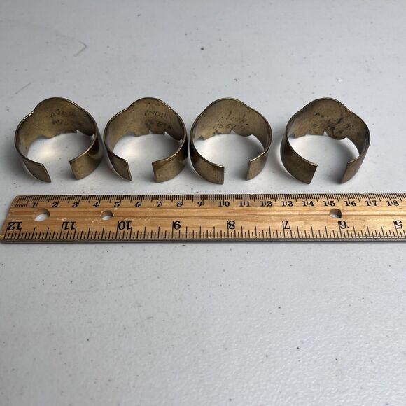 Vintage Brass Elephant Animal Napkin Rings Set Of 4 Marked India Gold Tone & Red - Picture 4 of 13